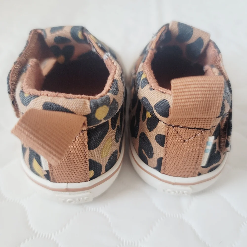 Toms Leopard Print Baby Shoes Size T3
